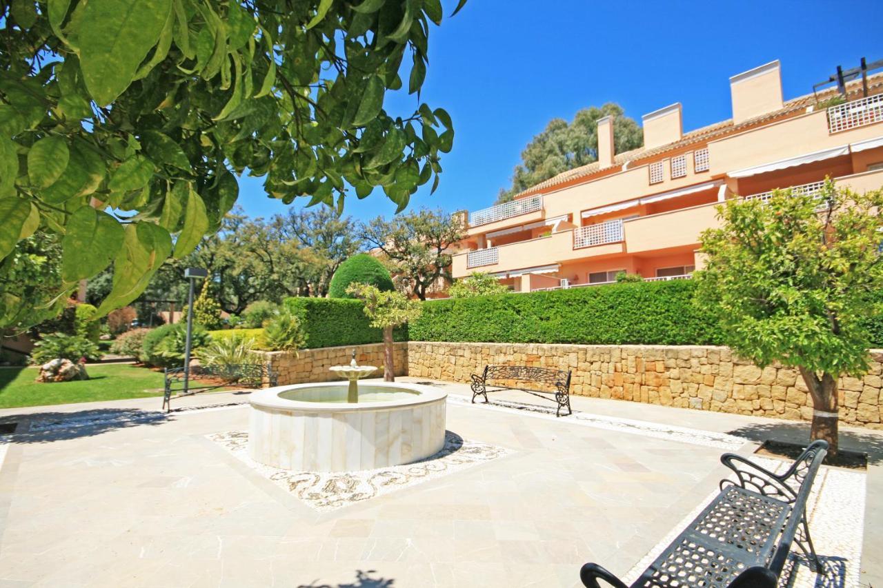 Ground Floor Apartment, Los Jardines de Santa Maria Elviria Marbella Exterior foto
