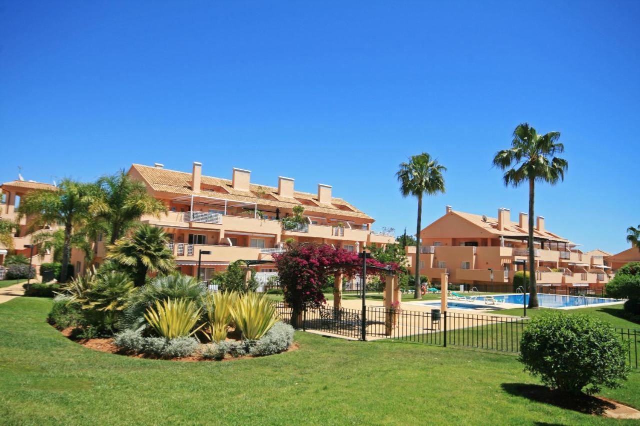Ground Floor Apartment, Los Jardines de Santa Maria Elviria Marbella Exterior foto