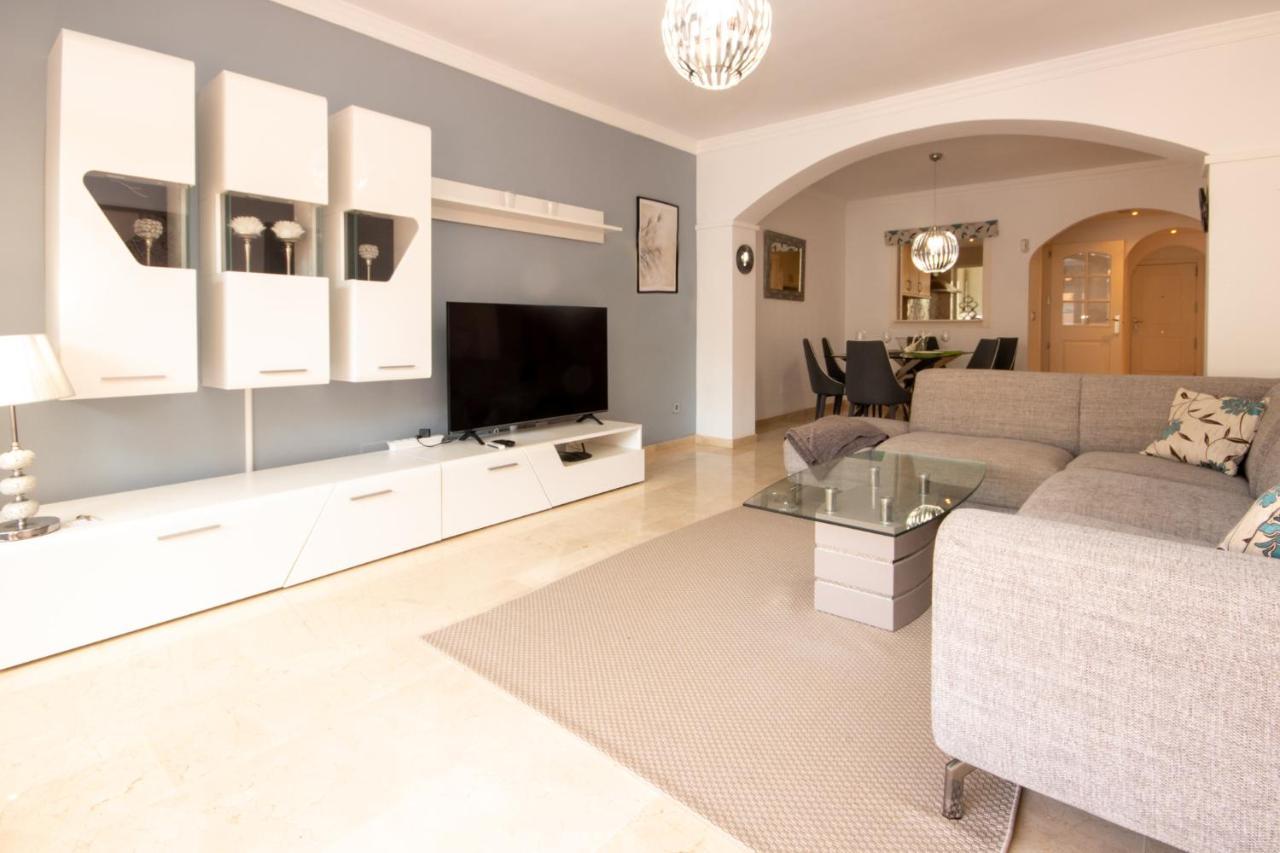 Ground Floor Apartment, Los Jardines de Santa Maria Elviria Marbella Exterior foto